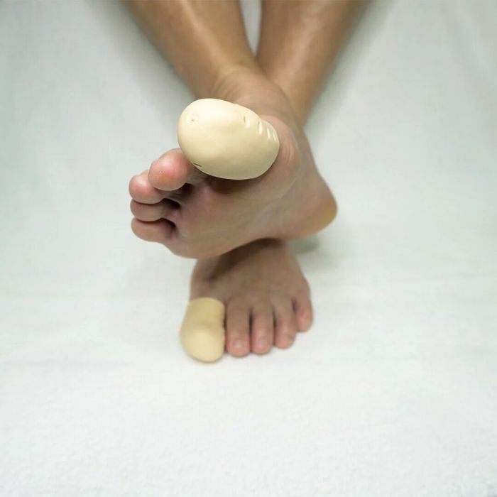 Pedisil Zilver Teenkap met perforaties L (per paar) main product photo